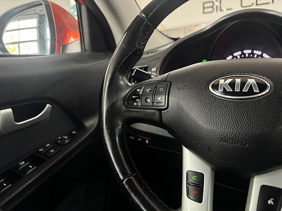Kia Sportage 10 of 25
