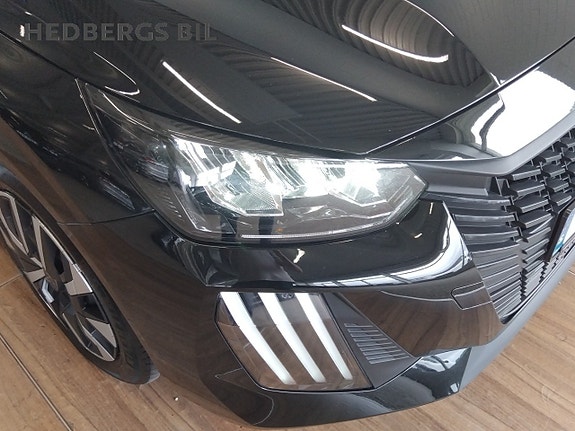 Peugeot 208 13 of 16