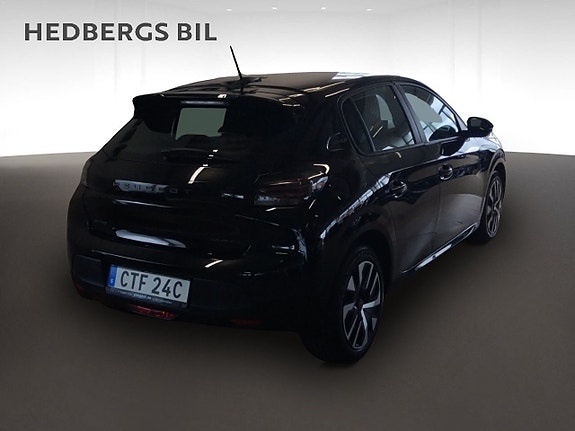 Peugeot 208 3 of 5