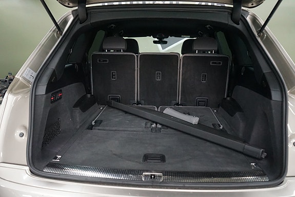 Audi Q7 17 of 20