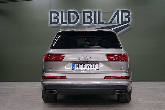 Audi Q7 6 of 20