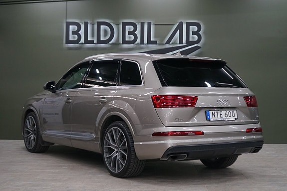 Audi Q7 5 of 5