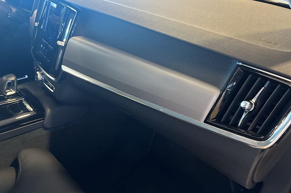 Volvo V90 17 of 26