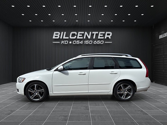 Volvo V50 4 of 5
