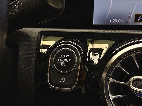 Mercedes-Benz CLA200 d 22 of 30