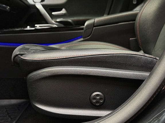 Mercedes-Benz CLA200 d 17 of 30