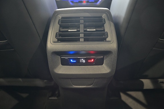 Volkswagen Tiguan 25 of 27
