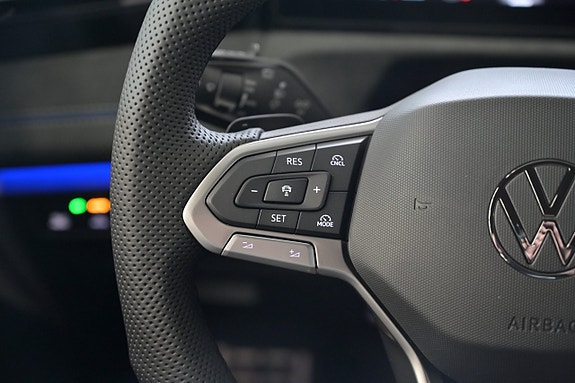 Volkswagen Tiguan 14 of 27