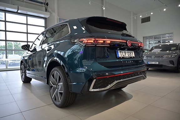 Volkswagen Tiguan 8 of 27
