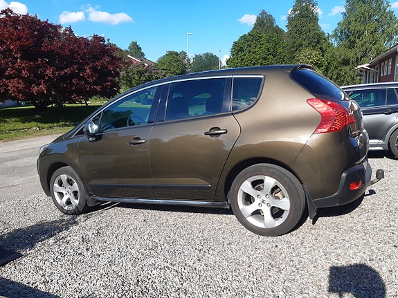 Peugeot 3008 4 of 4