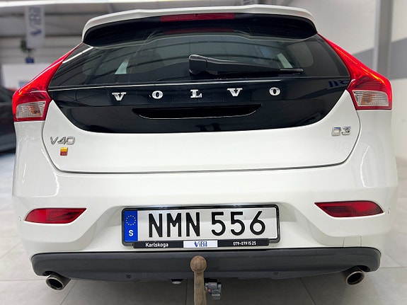 Volvo V40 6 of 28