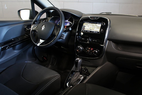Renault Clio 9 of 10