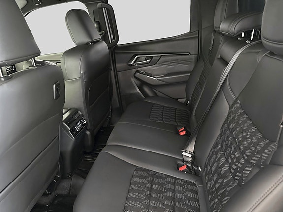 Isuzu D-max 14 of 14