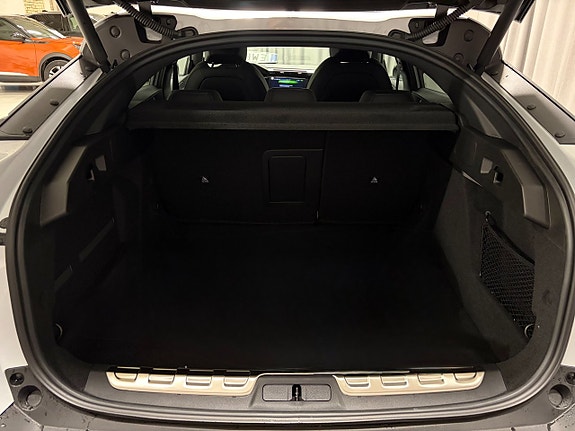 Peugeot 408 4 of 5