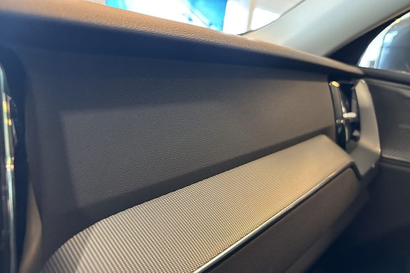 Volvo XC60 25 of 26