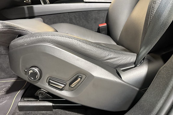 Volvo XC60 19 of 26