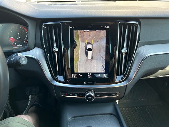 Volvo V60 Cross Country 5 of 5