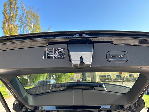 Volvo V60 Cross Country 8 of 8