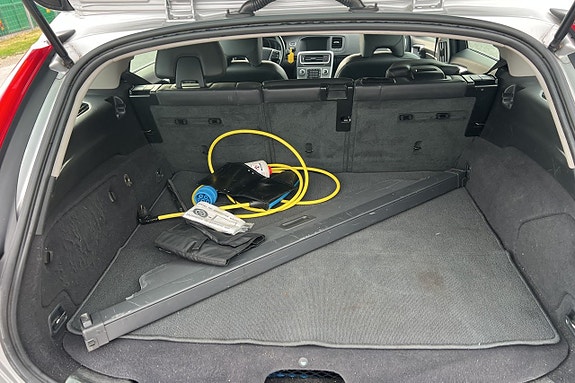 Volvo V60 23 of 30