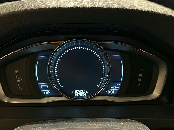 Volvo V60 20 of 30
