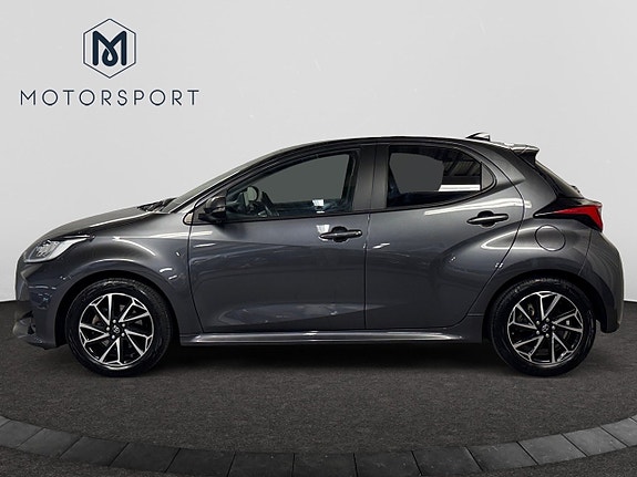 Toyota Yaris 3 of 23