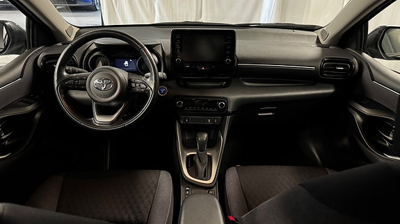 Toyota Yaris 14 of 23