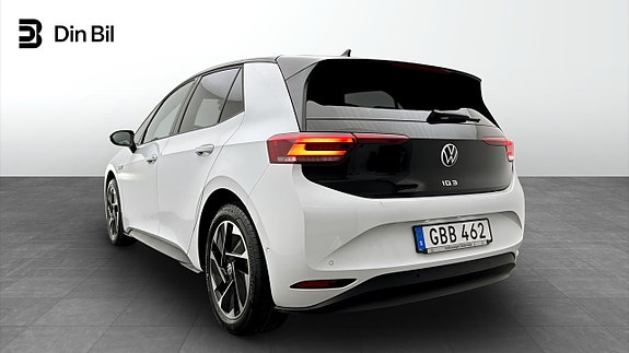 Volkswagen ID.3 3 of 19