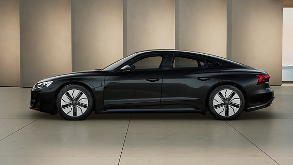 Audi e-tron GT 2 of 8