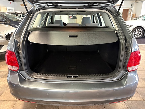 Volkswagen Golf V 11 of 11