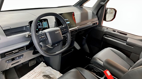Kia PV5 8 of 12