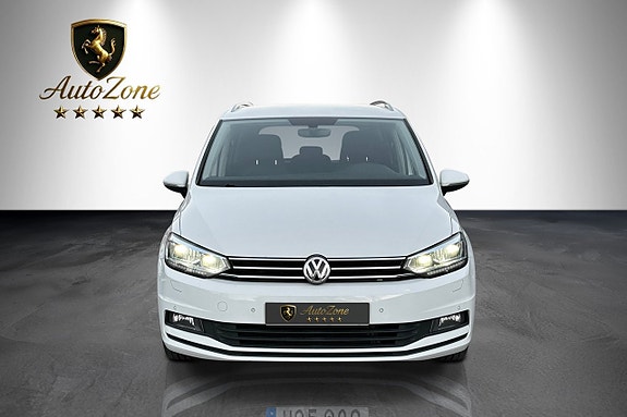 Volkswagen Touran 5 of 5