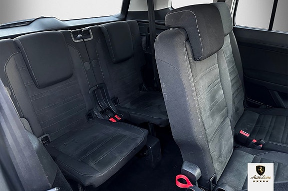 Volkswagen Touran 11 of 14