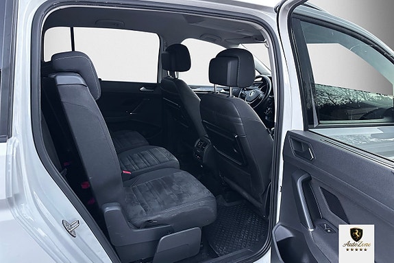 Volkswagen Touran 12 of 14