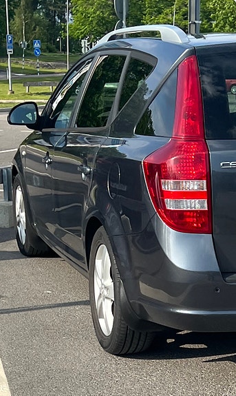 Kia Ceed 5 of 5