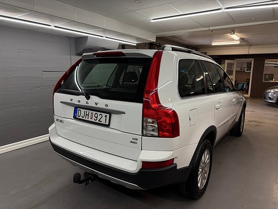 Volvo XC90 6 of 22