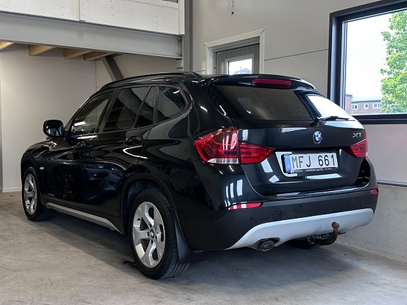 BMW X1 4 of 5