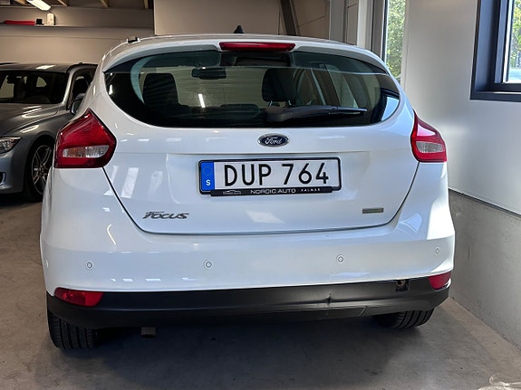 Ford Focus 5 of 5