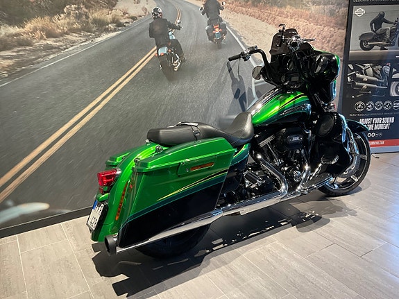 Harley-Davidson Cvo Street Glide 1.8,2011 3 of 5