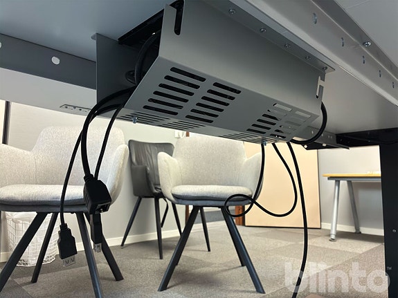 Product image 12 of 18