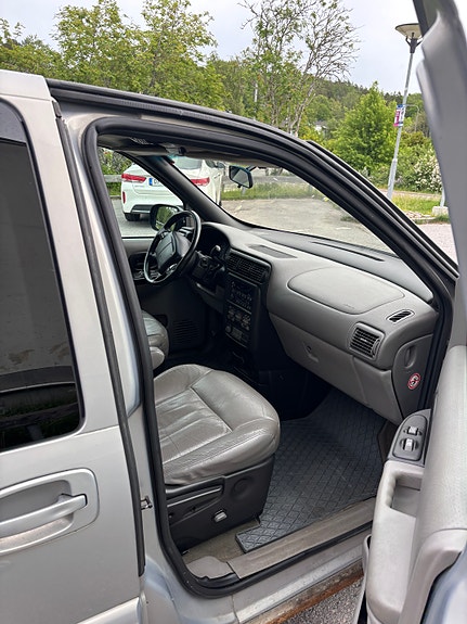 Chevrolet Trans Sport 7 of 21