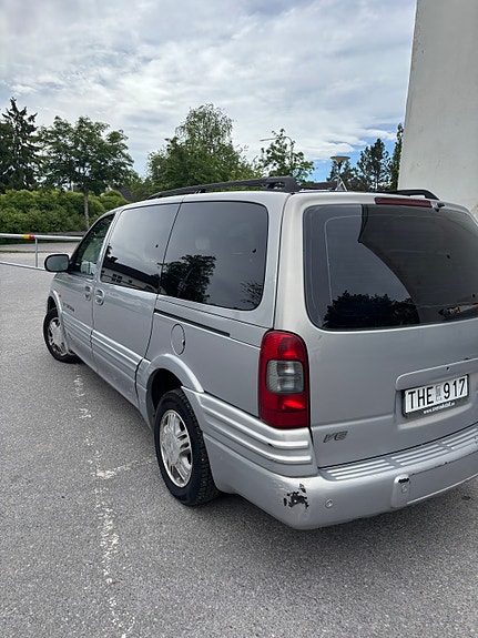 Chevrolet Trans Sport 6 of 21