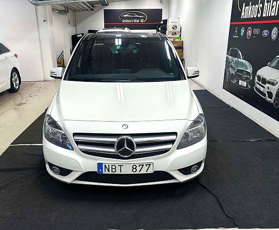 Mercedes-Benz B180 6 of 21