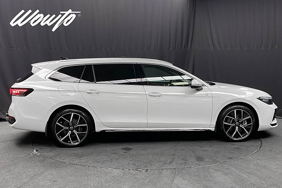 Volkswagen Passat 3 of 5