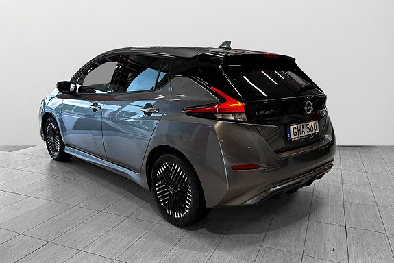 Nissan Leaf 4 of 5