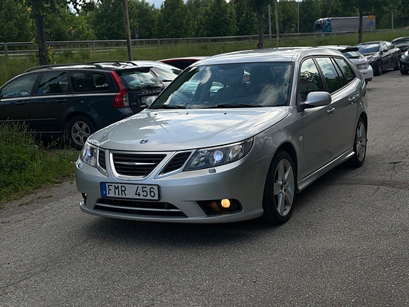 Saab 9-3 2 of 5