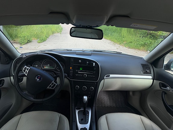 Saab 9-3 8 of 8