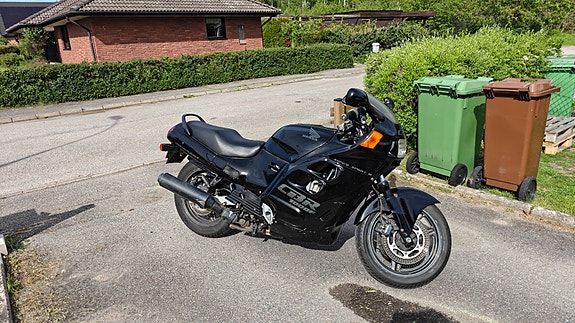 Honda CBR 1000F SC21 5 of 5