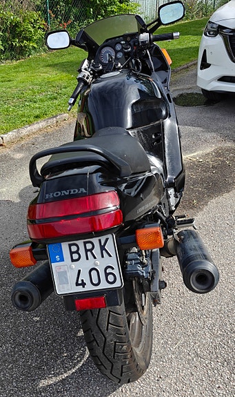 Honda CBR 1000F SC21 4 of 5
