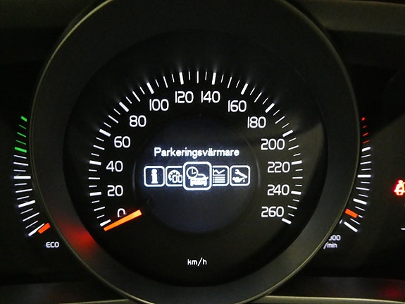 Volvo V40 18 of 19