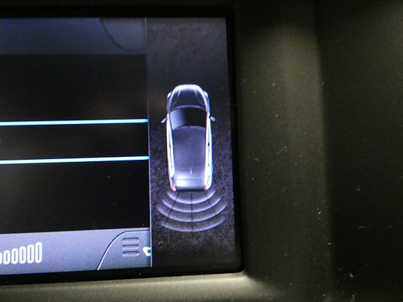Volvo V40 17 of 19